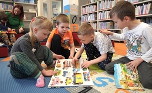 MŠ Klíček v knihovně malá.jpg