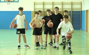Basketbalová sportovní škola malá.jpg